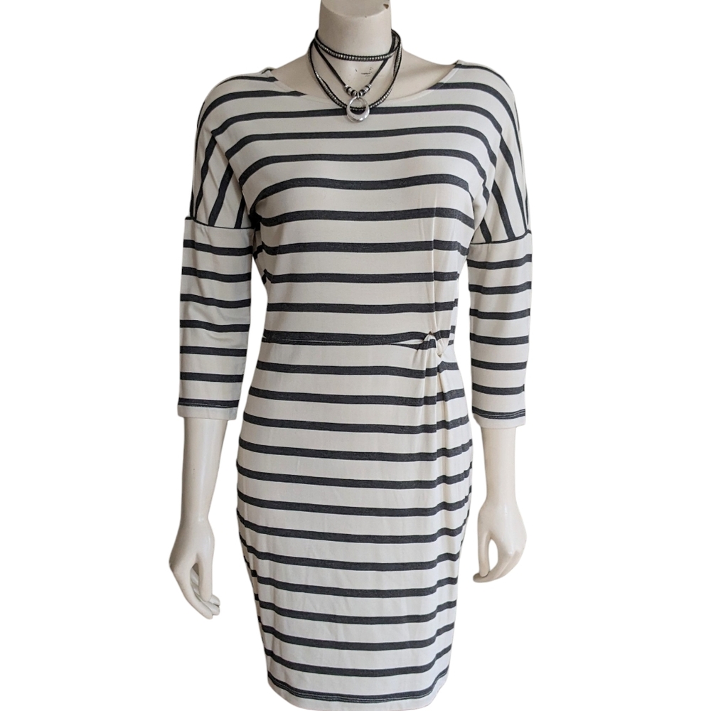 Cupcakes & Cashmere Everest Striped Knit Dress Size Small